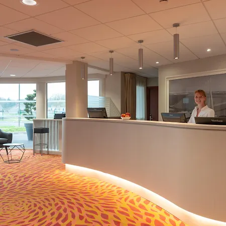 Hotel The Originals City, Acadine, 3*