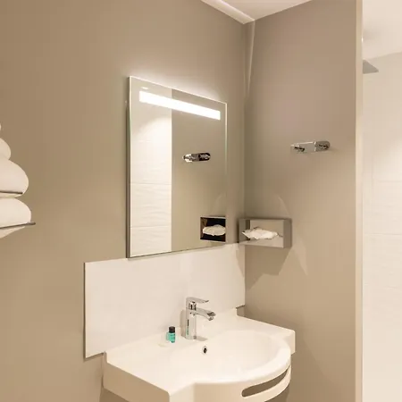 The Originals City, Acadine, Hotel