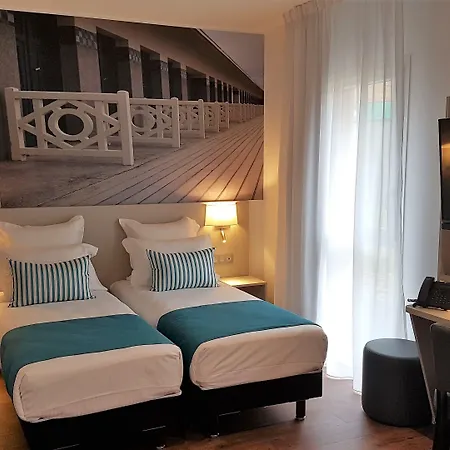 Hotel The Originals City, Acadine, 3*