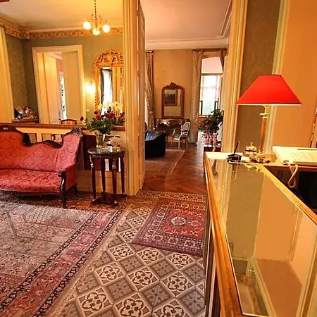 Hotel The Originals City, Acadine, 3*