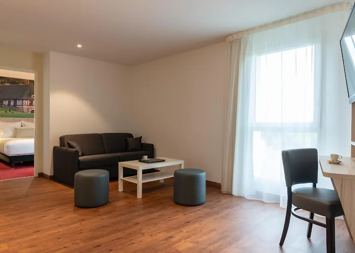 The Originals City, Acadine,