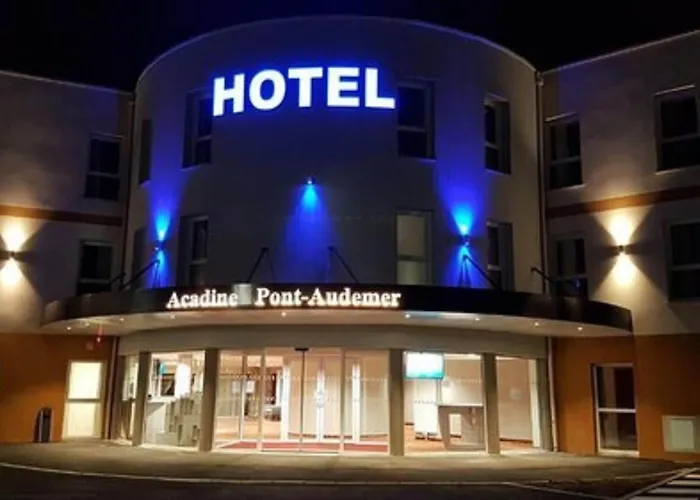 Hotel The Originals City, Acadine,