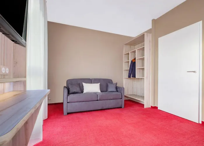 The Originals City, Acadine,